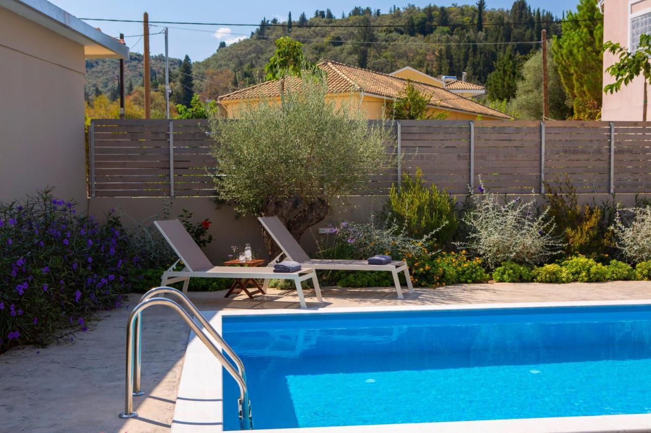 Grappolo Lefkada Villas - Vilana Ideal For Families And Small Groups Apolpaina Exterior photo