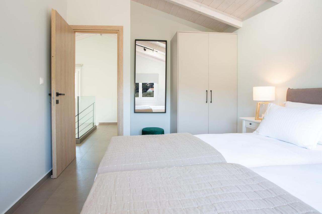 Grappolo Lefkada Villas - Vilana Ideal For Families And Small Groups Apolpaina Exterior photo