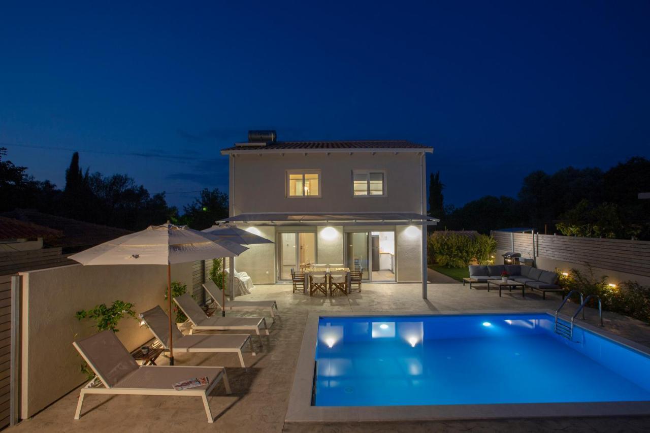 Grappolo Lefkada Villas - Vilana Ideal For Families And Small Groups Apolpaina Exterior photo